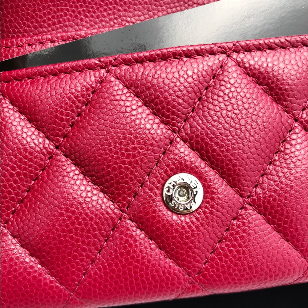 SOLD😭😭Chanel O case Flap Wallet Card Holder 18B Red - Picture 8 of 8